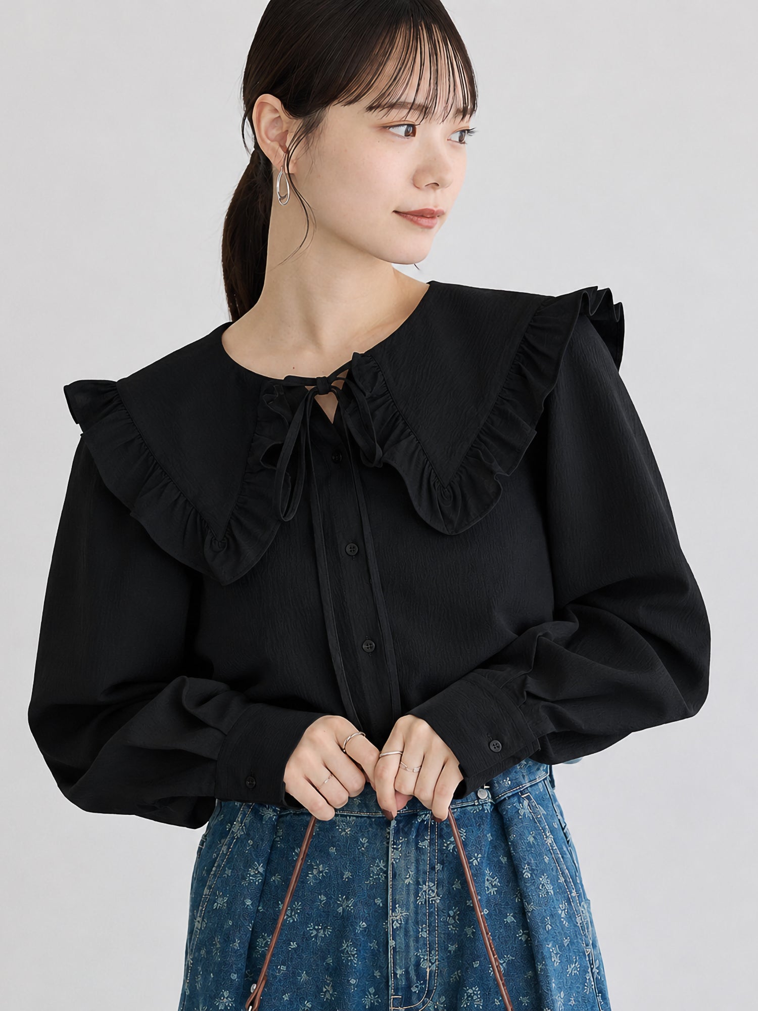 Sae Frilled Sailor Collar Blouse
