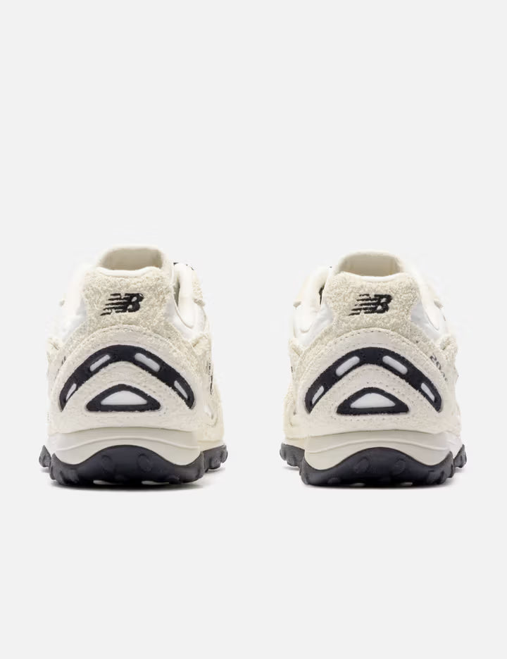 New Balance X BEAST 204L