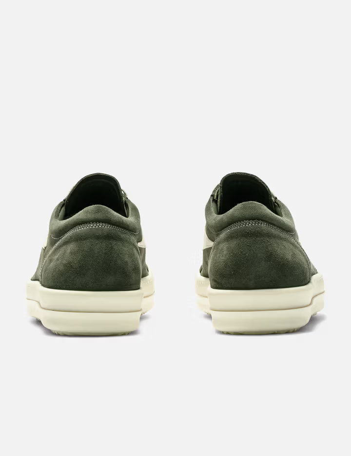 VINTAGE SNEAKS