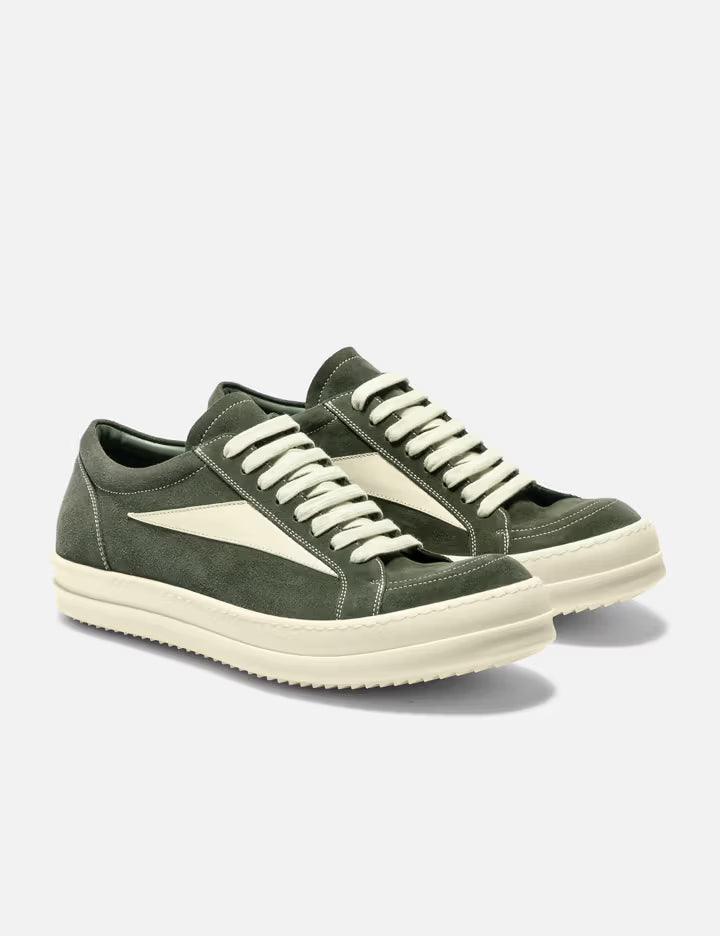 VINTAGE SNEAKS