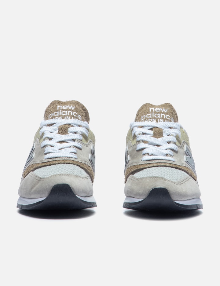 997