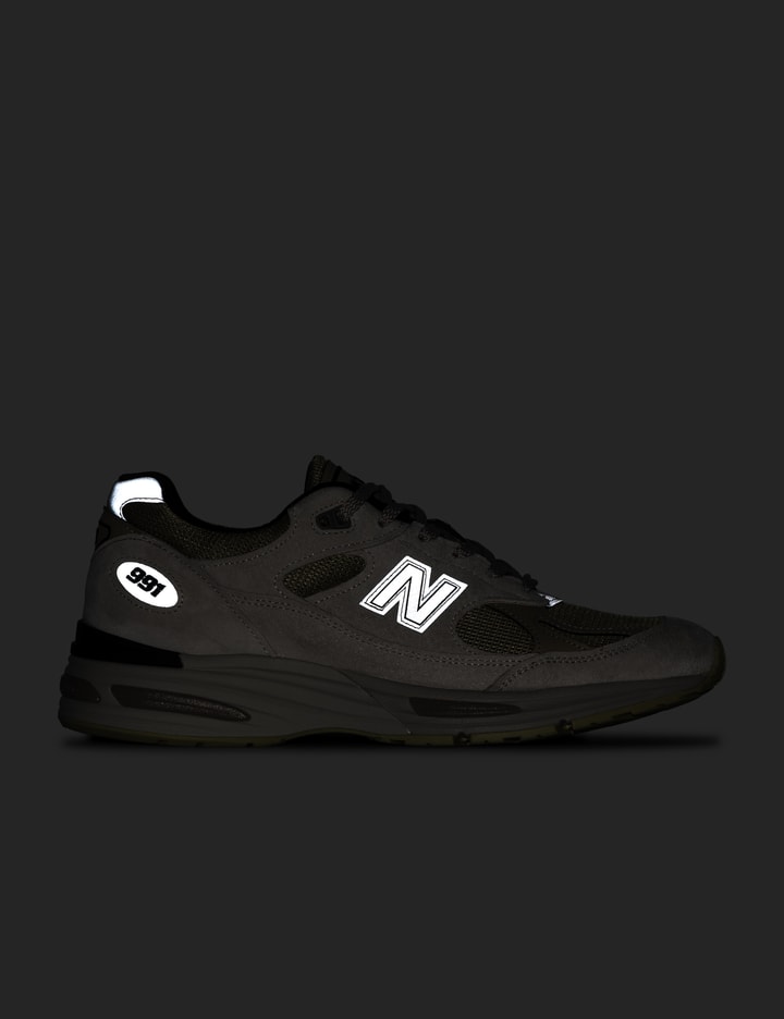 Made in UK 991v2