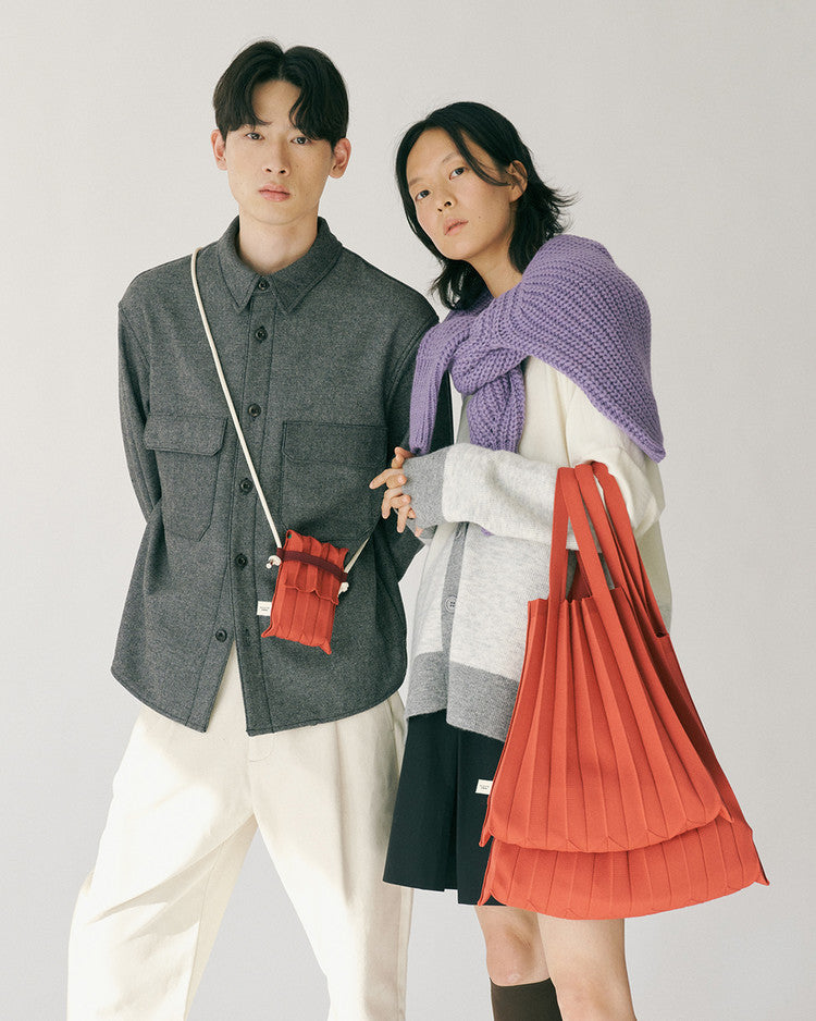 SHOULDER BAG