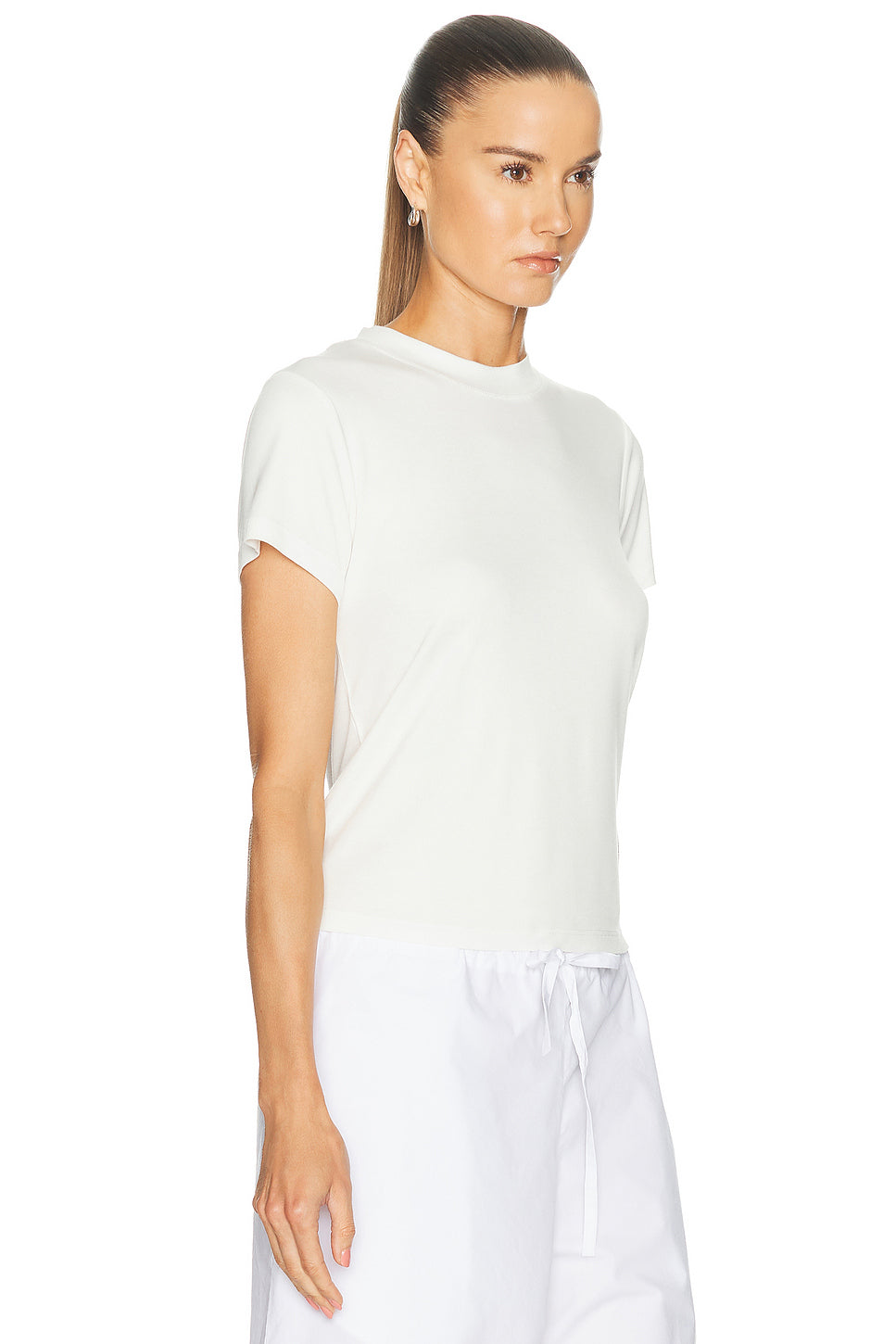Willa High Neck 90's Tee