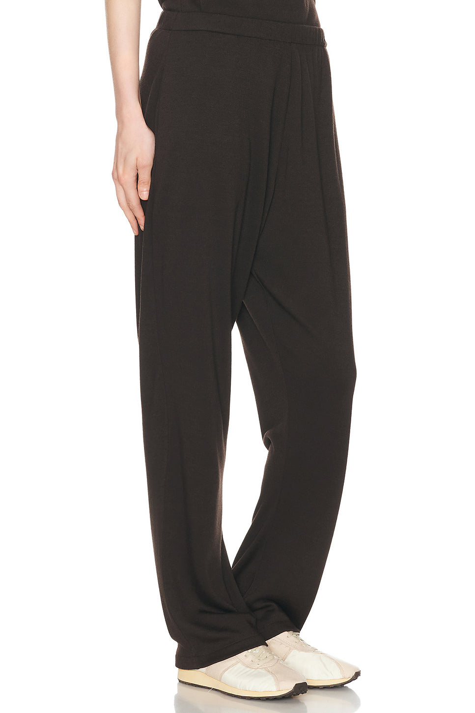 Nevia Pant