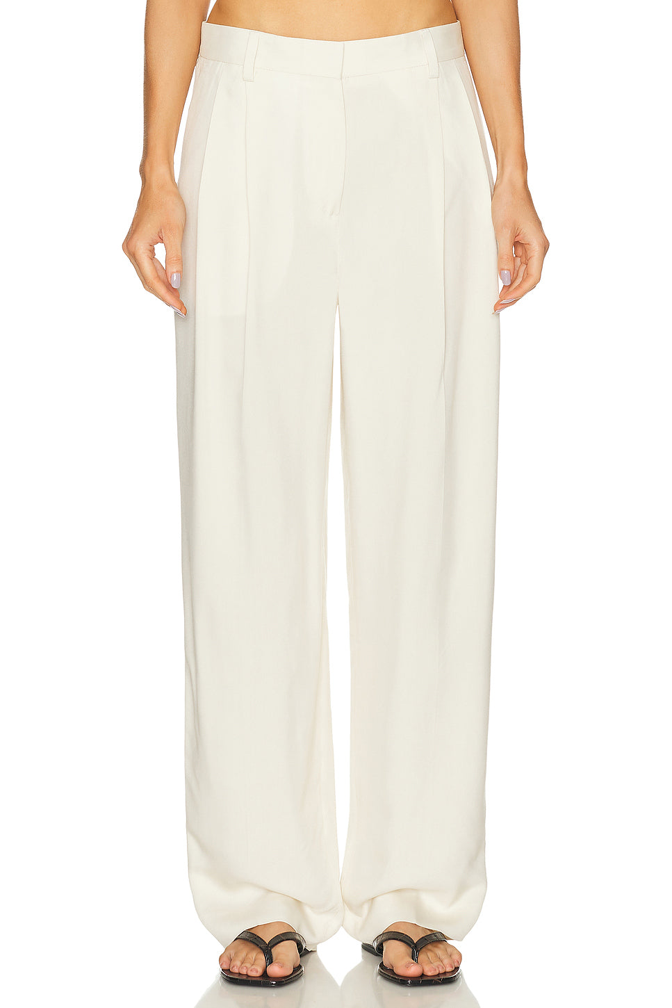 Double Pleat Straight Trouser