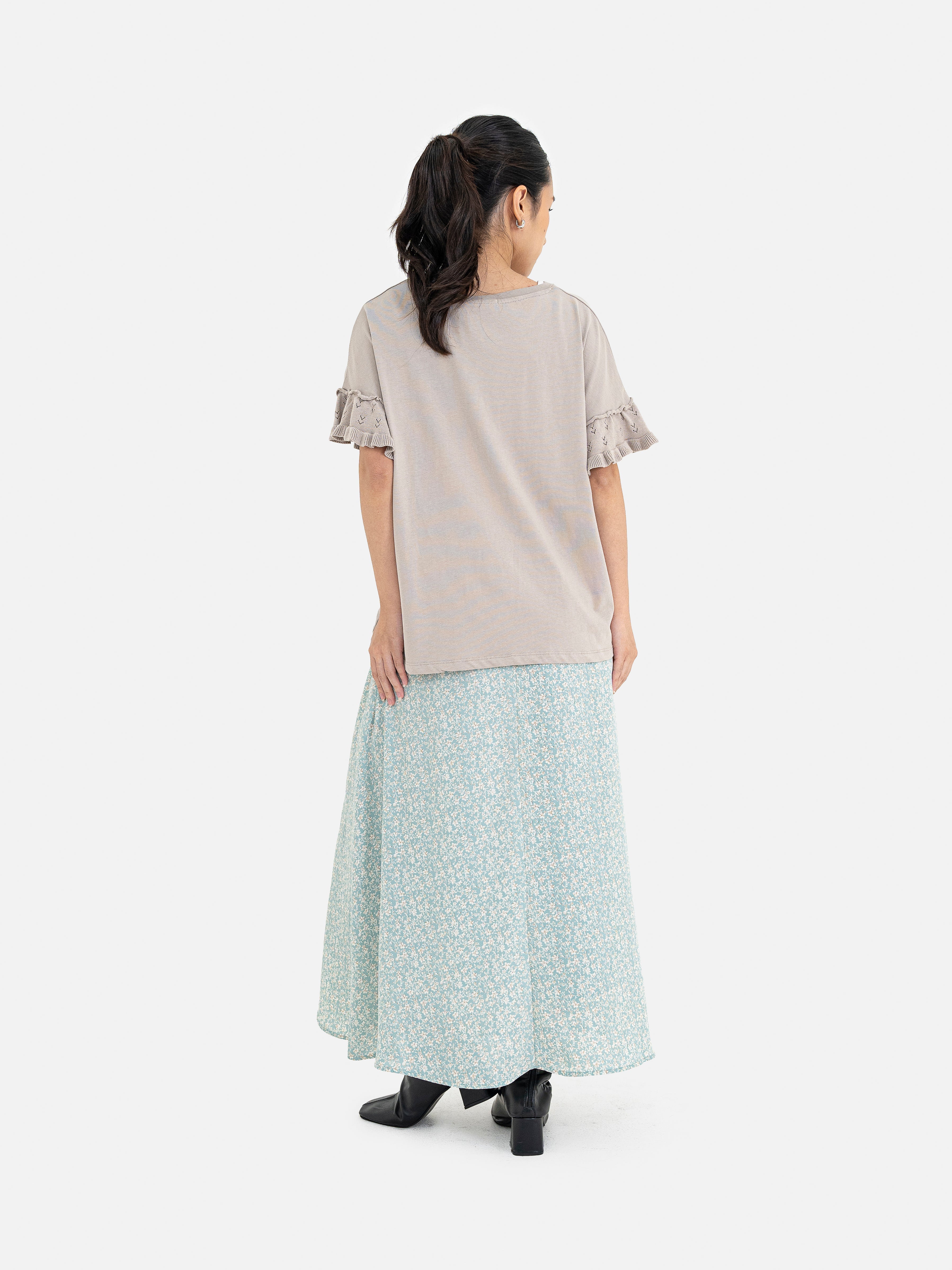 Takagi Sleeve Ruffle Pullover