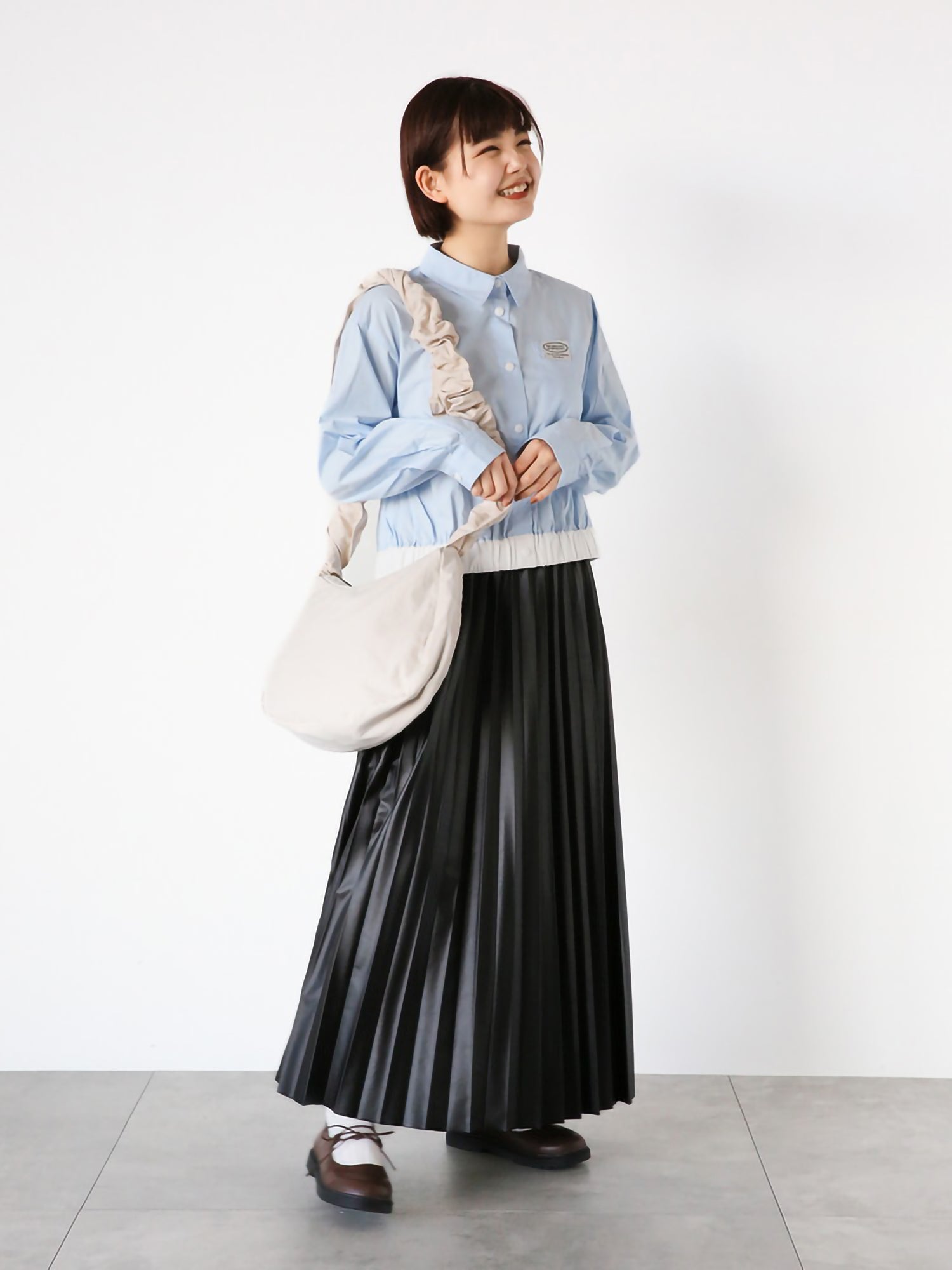 Takamine Glossy Pleated Skirt
