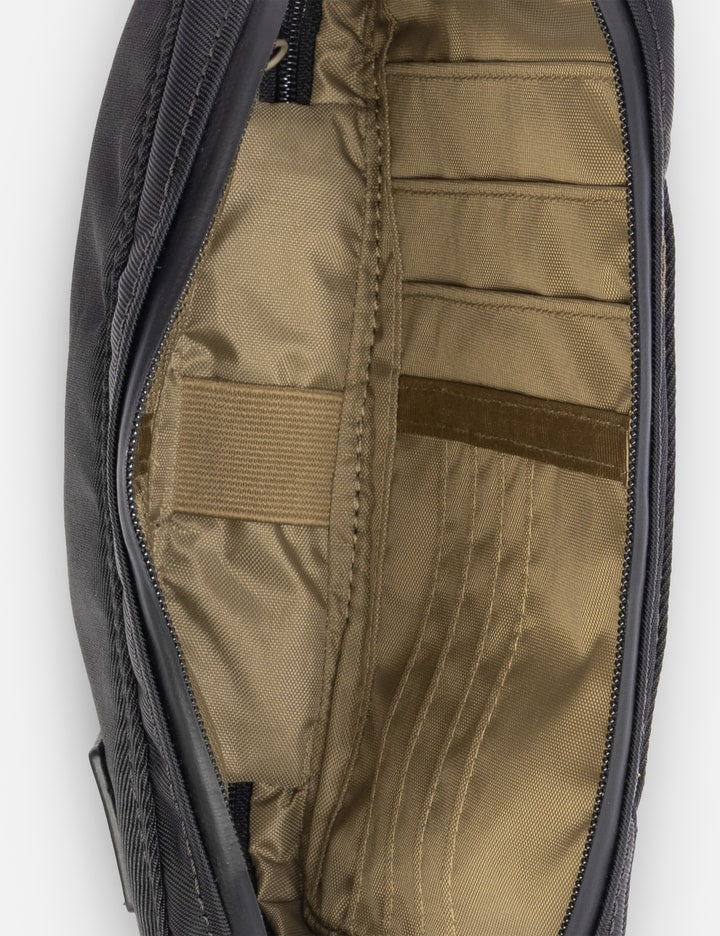 Staple Passport Pouch