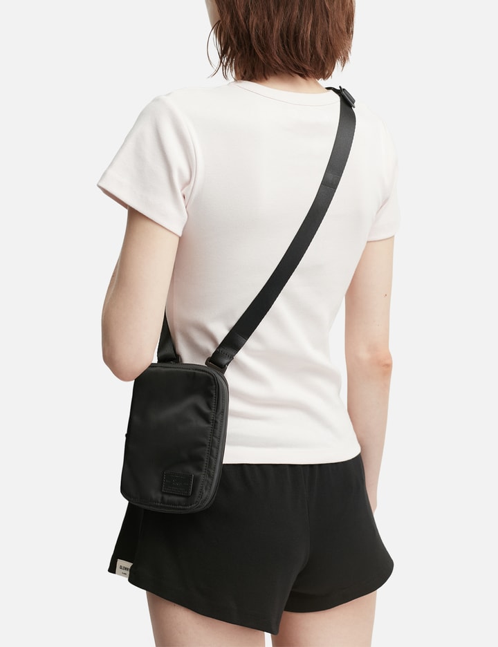 Staple Passport Pouch