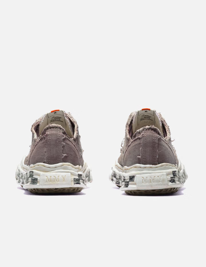Hank Graffiti Sole Low-Top Sneakers