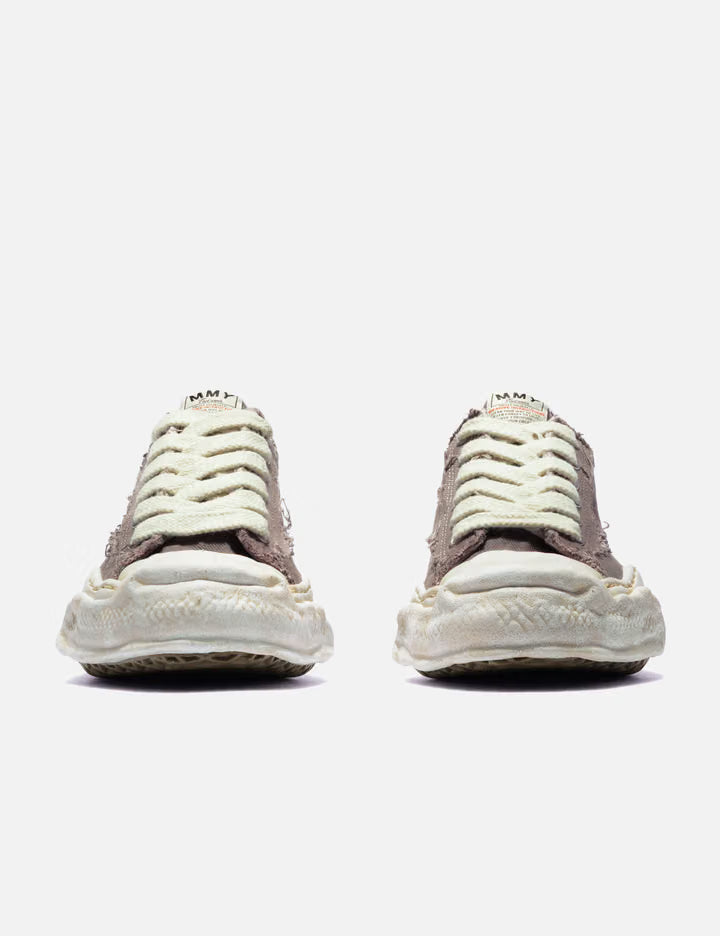 Hank Graffiti Sole Low-Top Sneakers