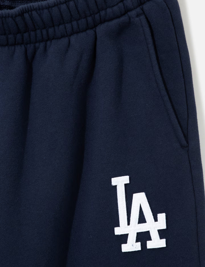 LA Serif Wide Sweatpant