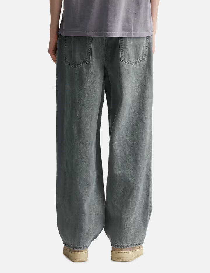 Loose Jeans