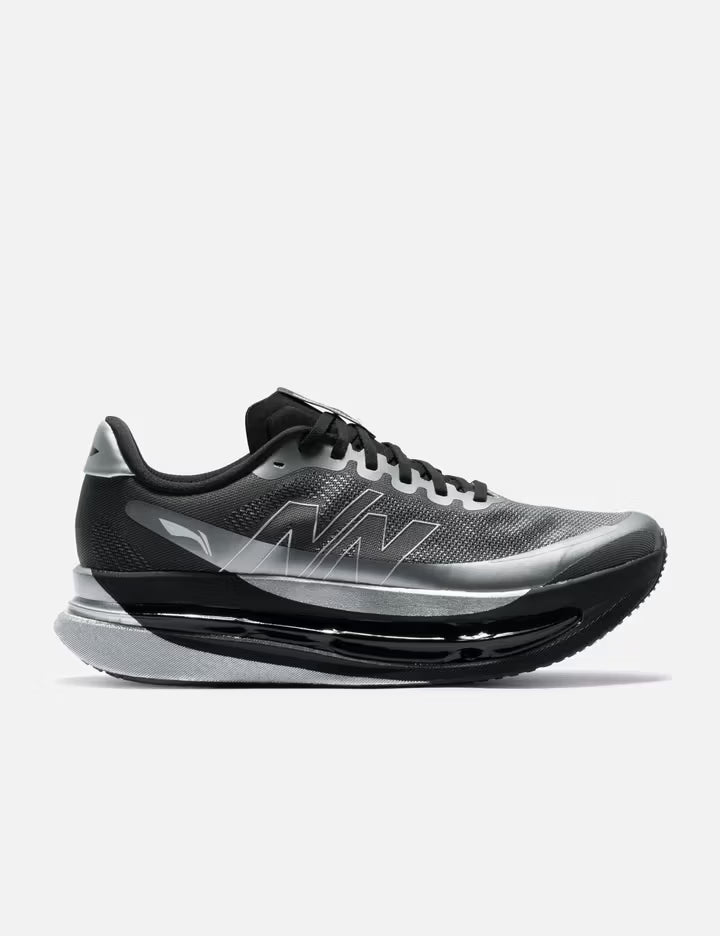 NīNEpointNīNE X Li-Ning Red Hare 9 Ultra