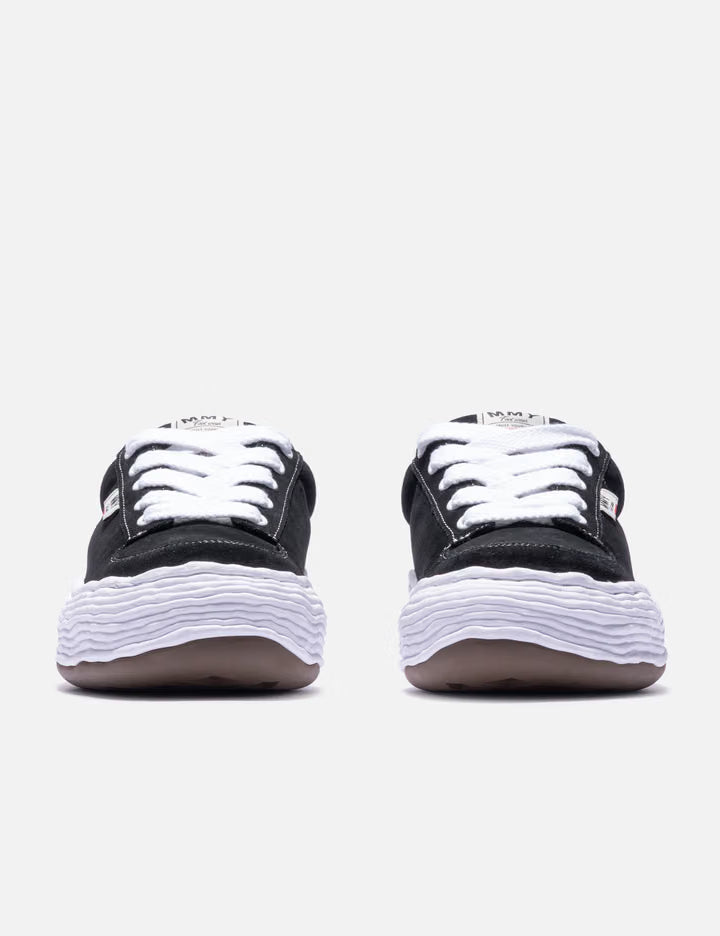 "OLIVER" OG Sole Suede Low-Top Sneakers