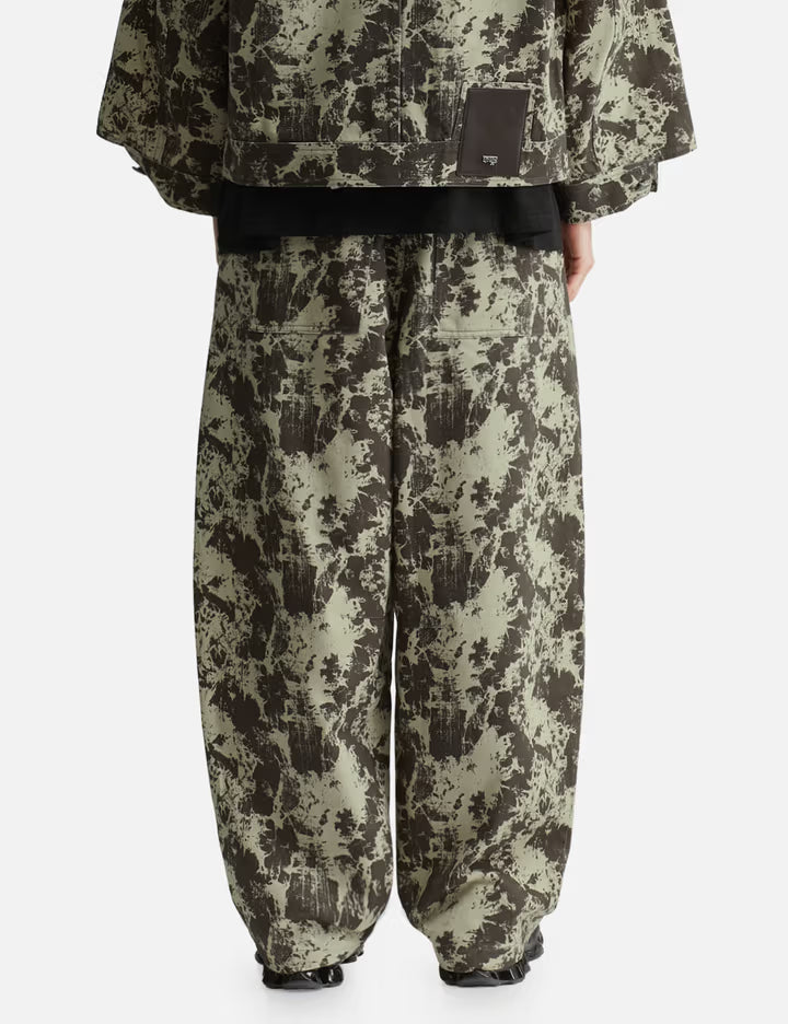 Distressed Effect Barrel Jeans