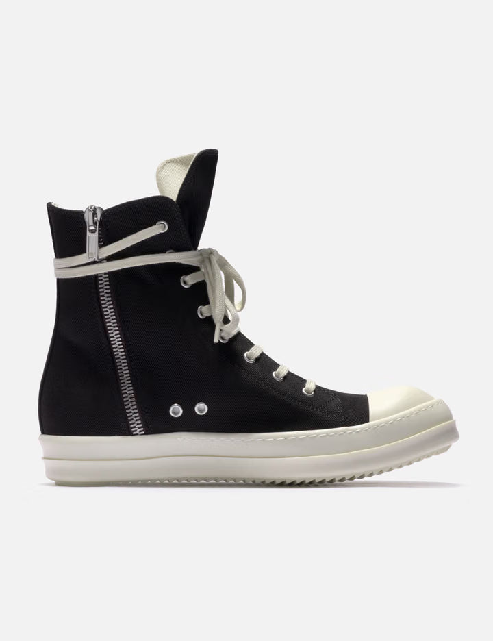 Pentagram Sneaks