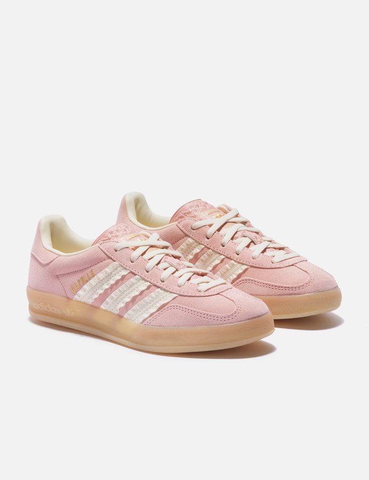 Gazelle Indoor