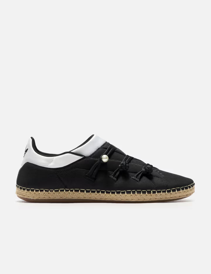 CLOT x adidas Originals Qi Flow