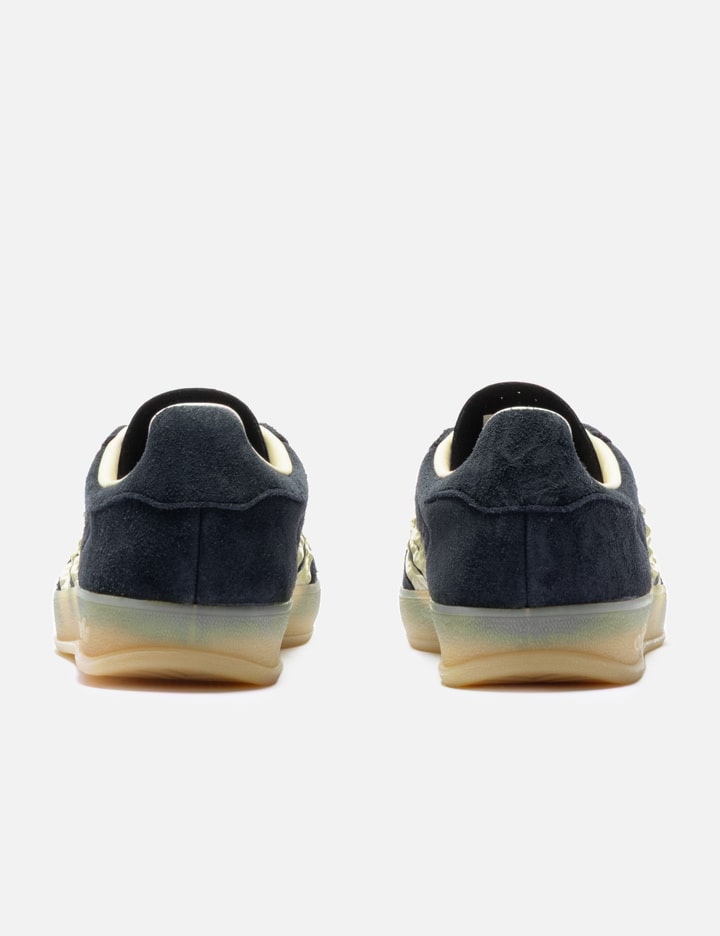 Gazelle Indoor
