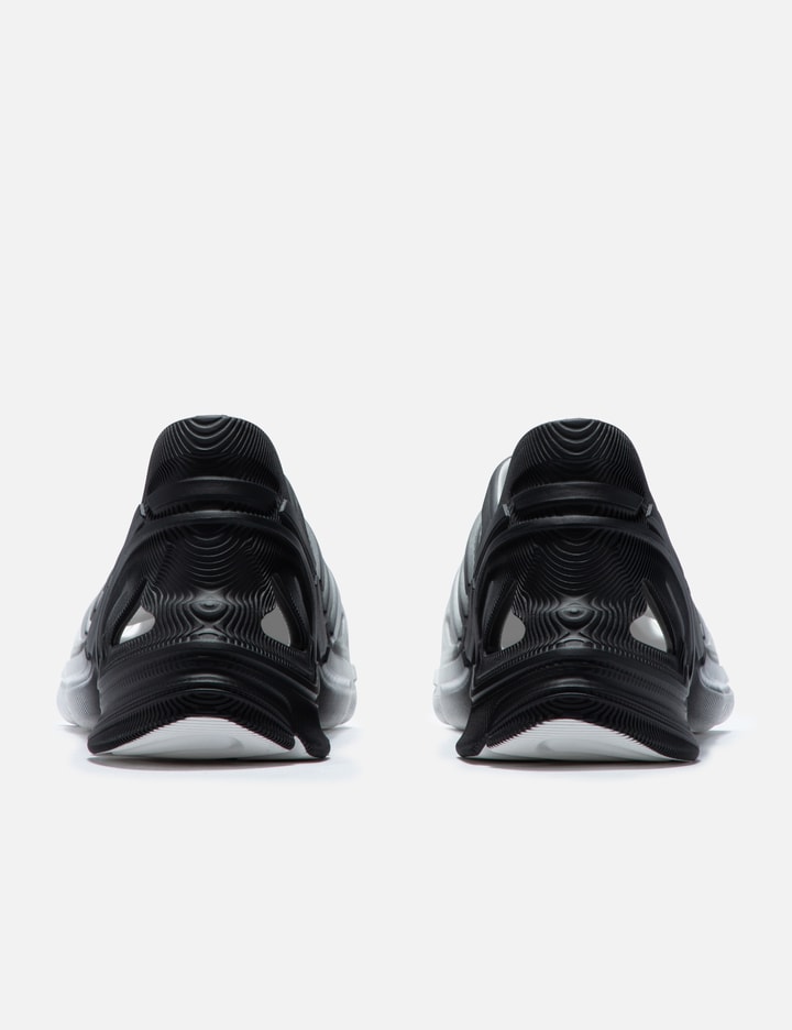 adiFOM SUPERNOVA Shoes