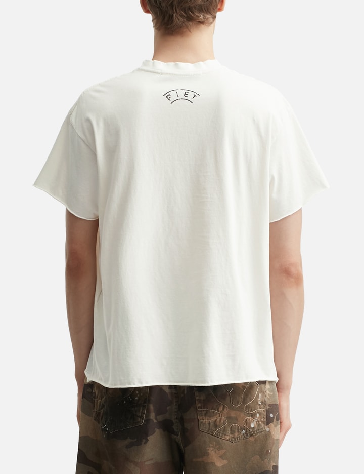 Por Que Sempre Eu? Raw Edge T-shirt