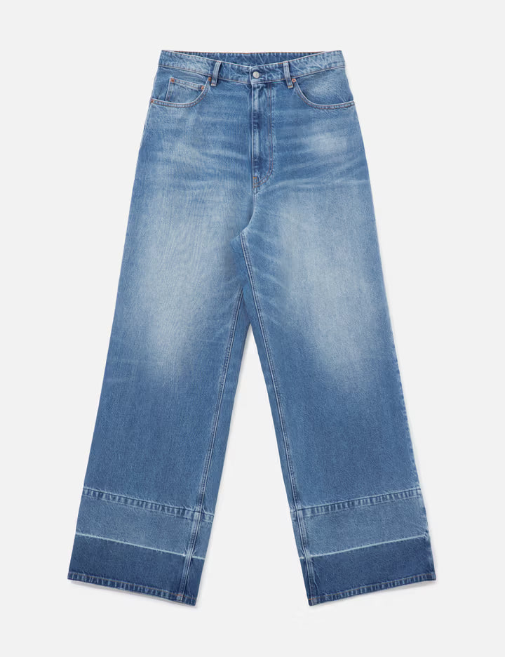 Wide-Leg Jeans