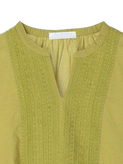 Valeda Embroidery Blouse