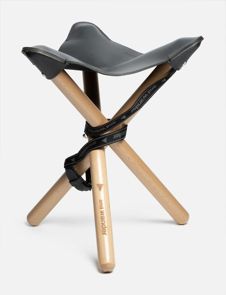 TAKIBI leather stool