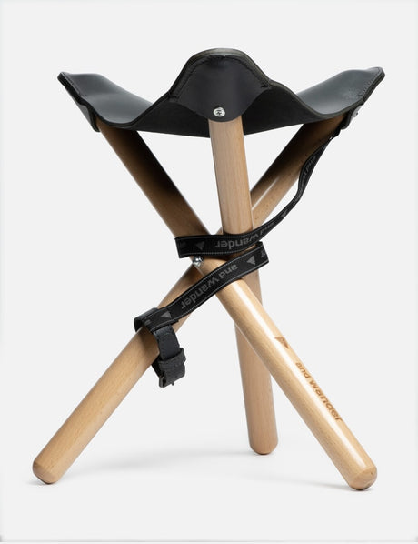 TAKIBI leather stool