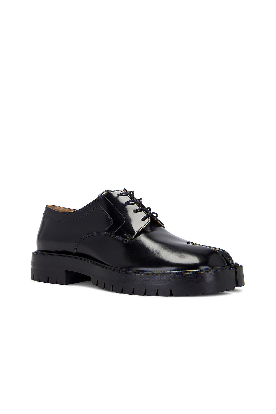Tabi County Lace-up