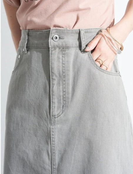 Body Slit Denim Skirt