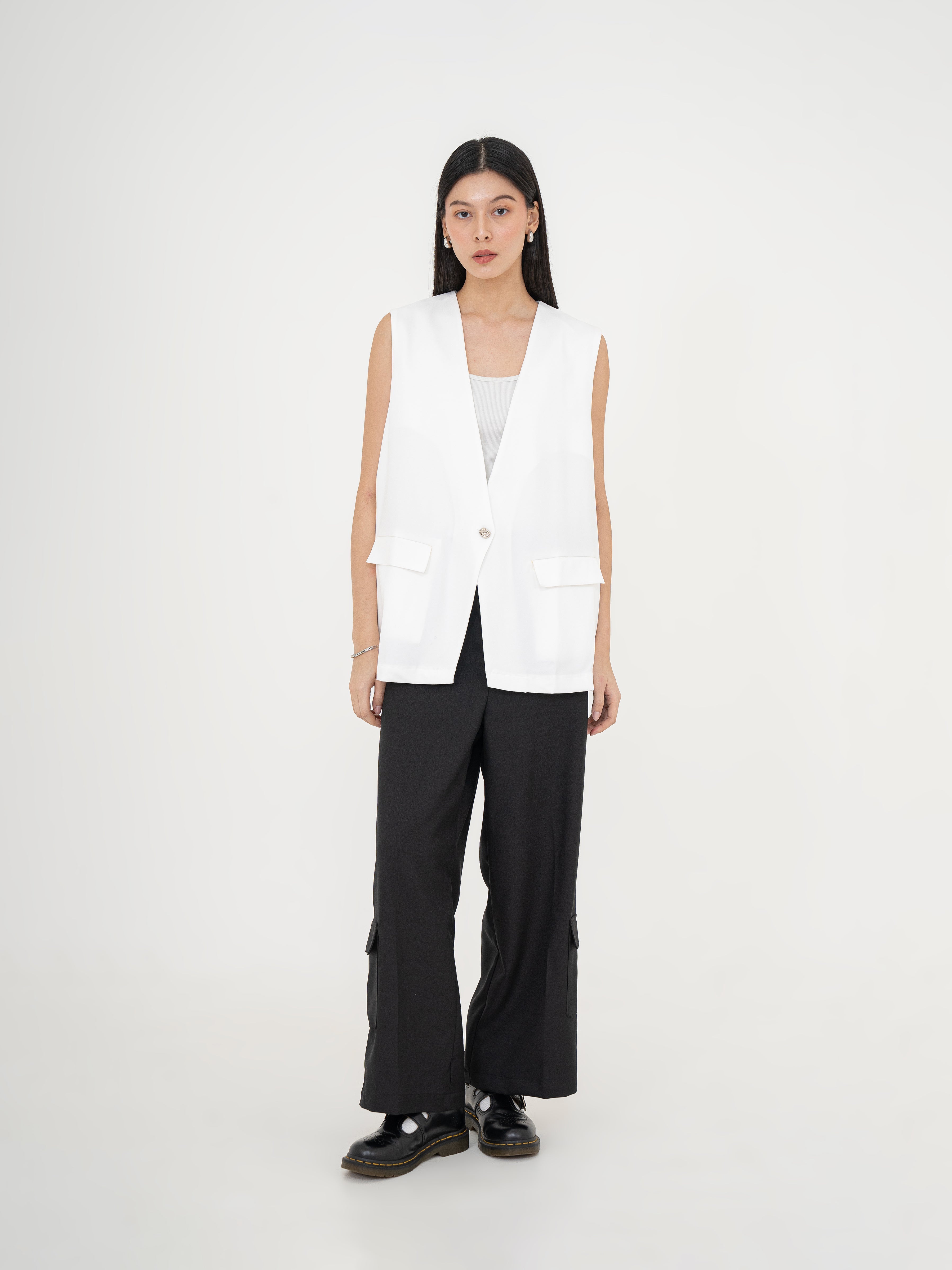 Liliana Vest