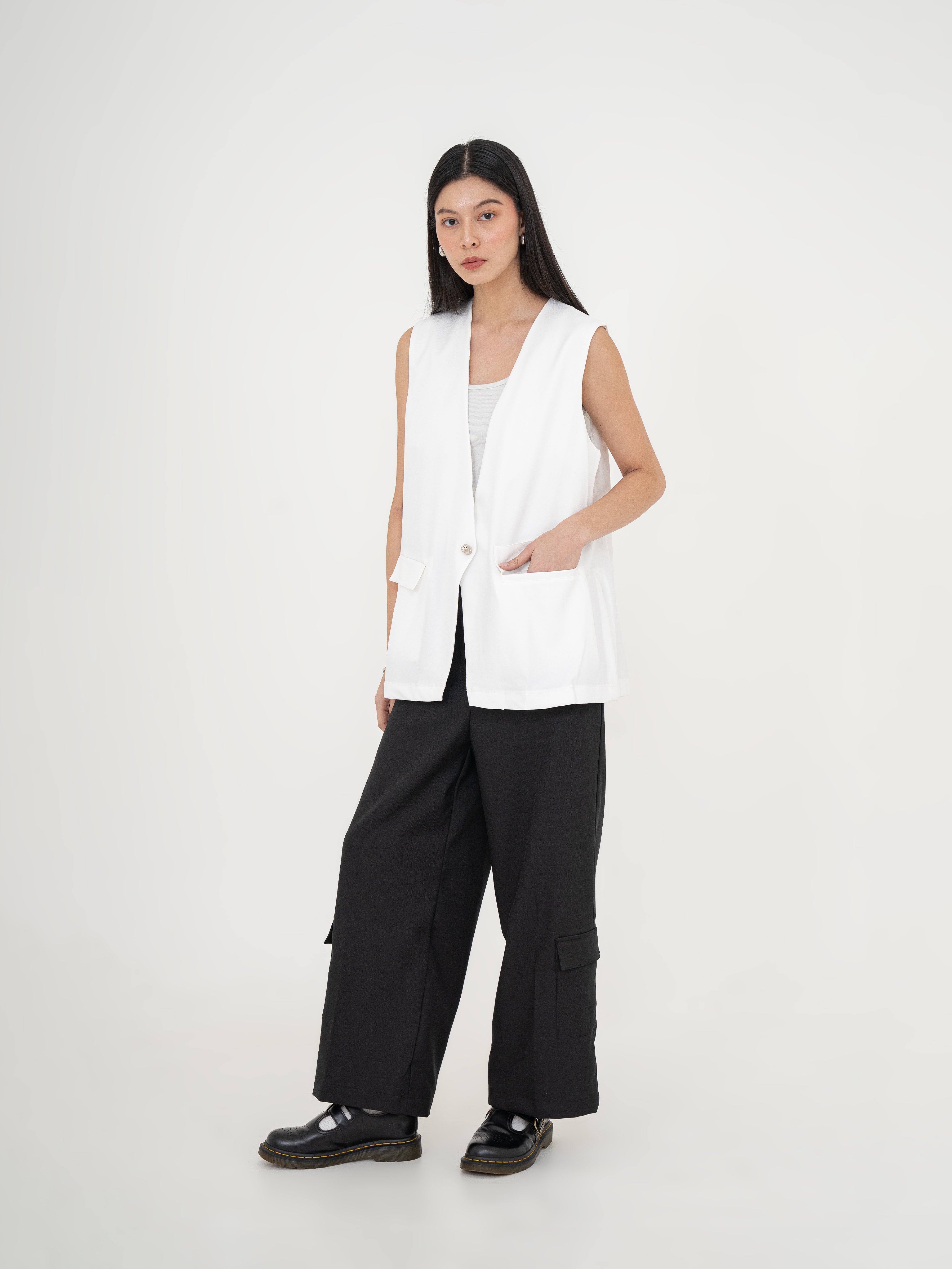Liliana Vest