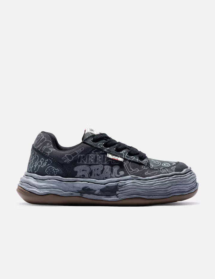 "OLIVER" OG Sole Graffiti Printed Canvas Low-Top Sneaker