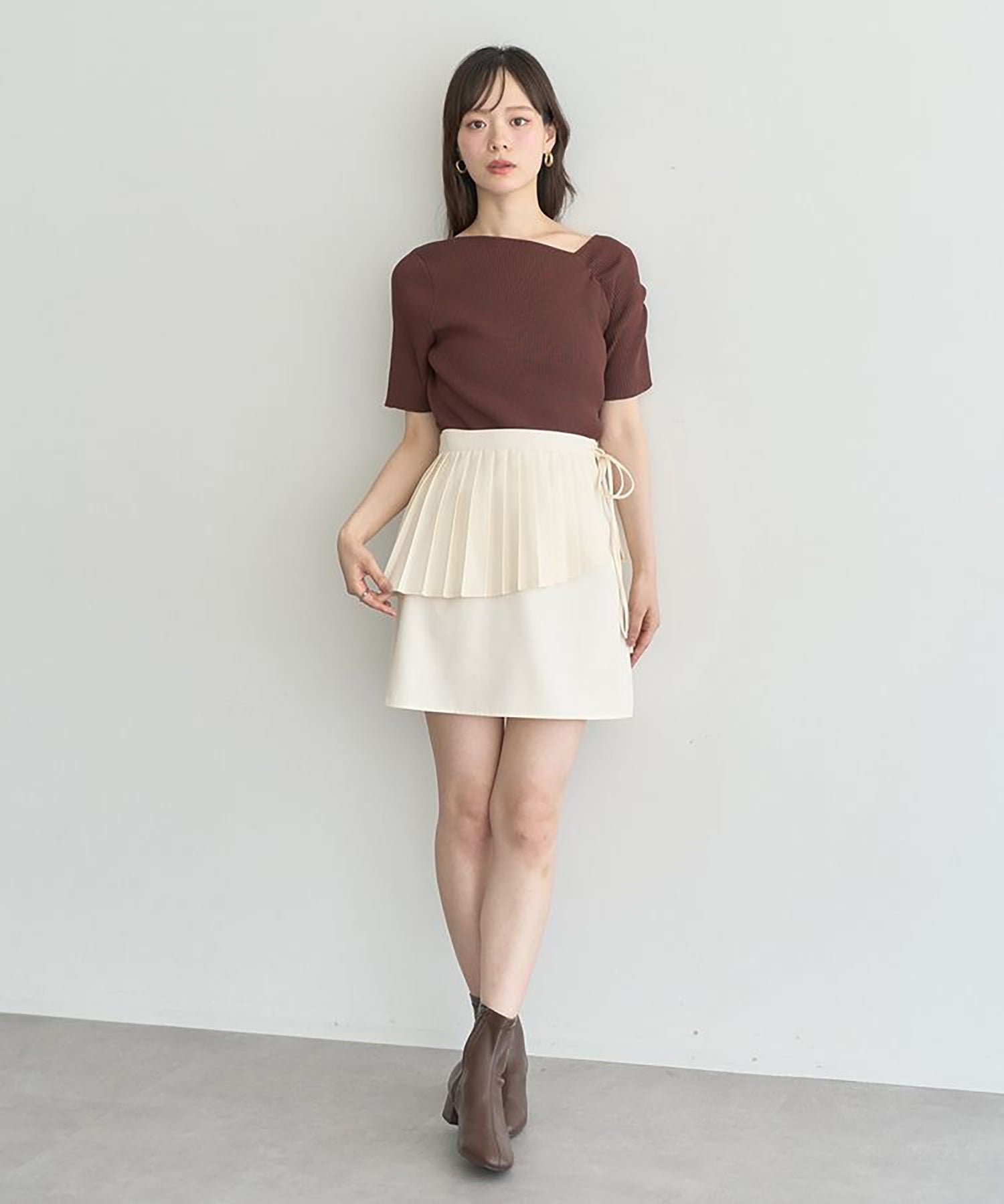 Yubi Set Pleated Wrap Skirt