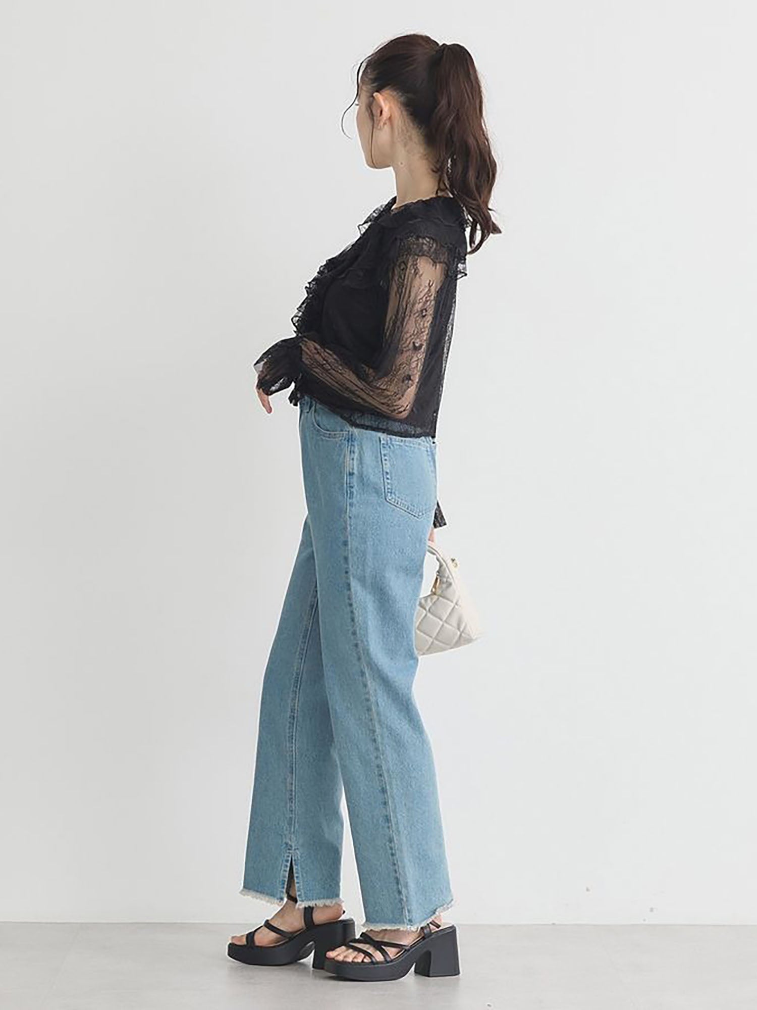 Emiyo SET Ruffled Lace Blouse
