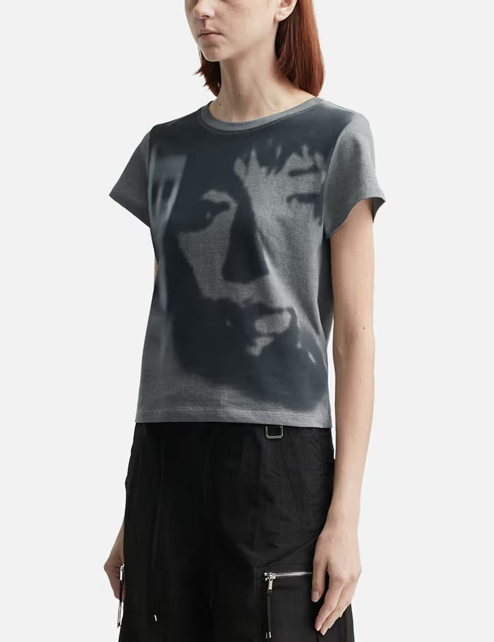YEONJUN GGUM X DEINET Cropped Fit Short Sleeve T-Shirt