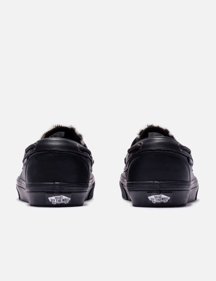 2-Eyelet Boat Shoe