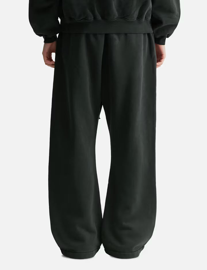 Signature Flare Sweatpant