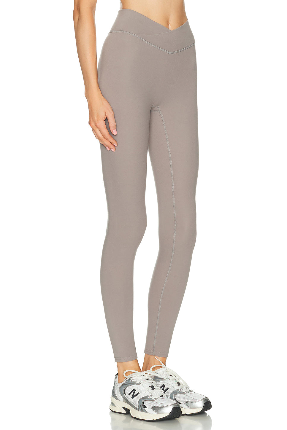 The V Legging