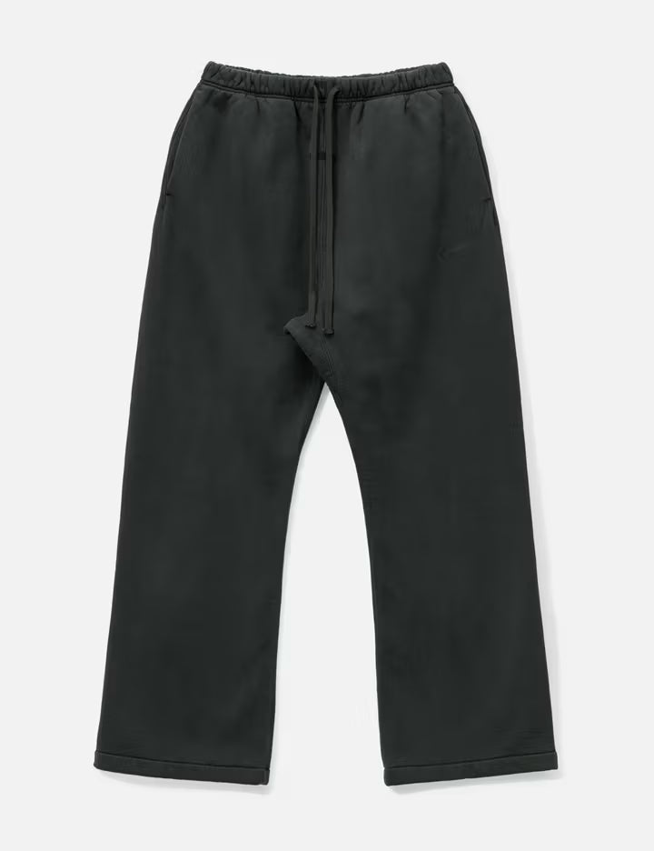 Signature Flare Sweatpant
