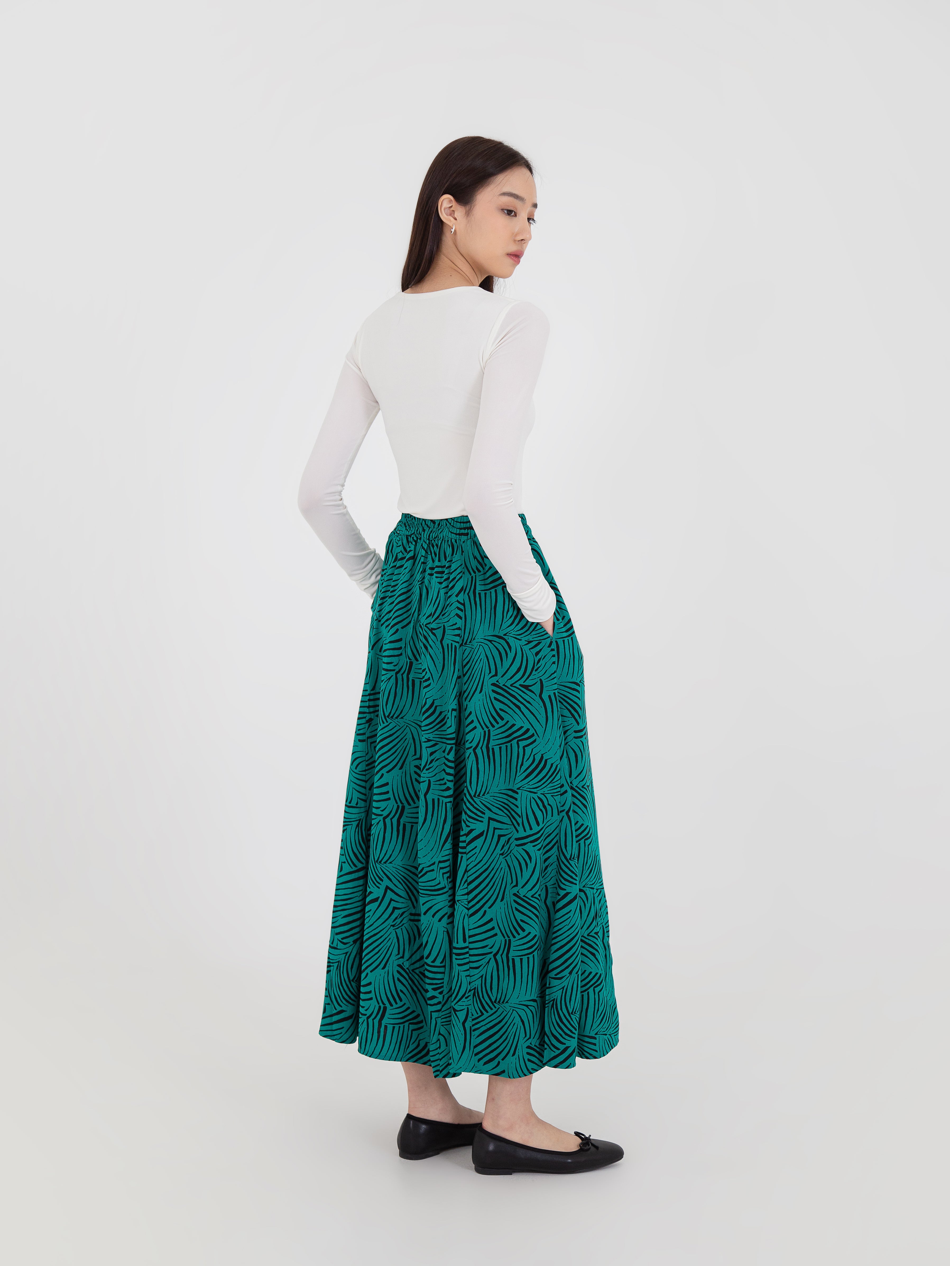 Hori Gathered Flare Skirt