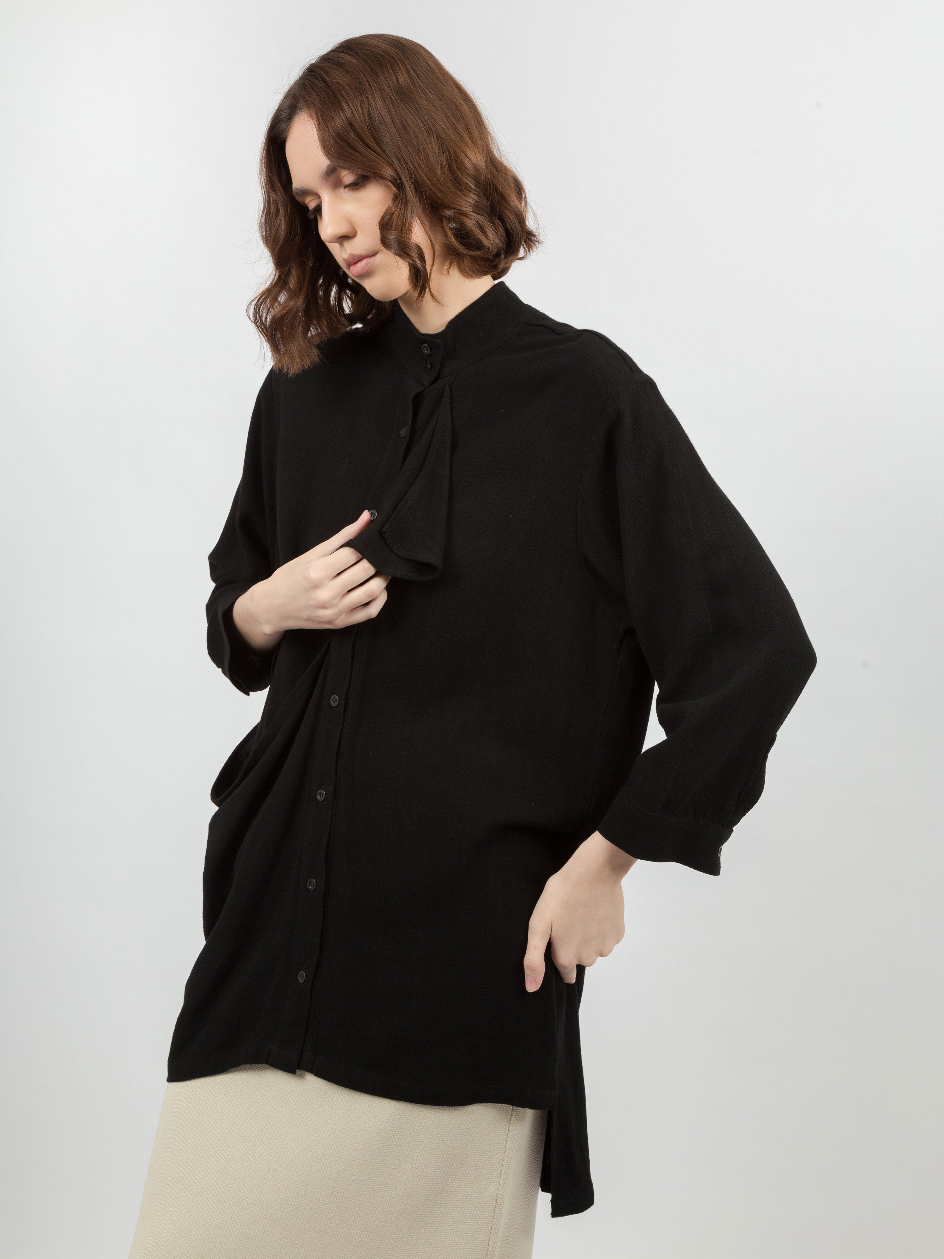 Chelsie Linen Asymmetric Shirt