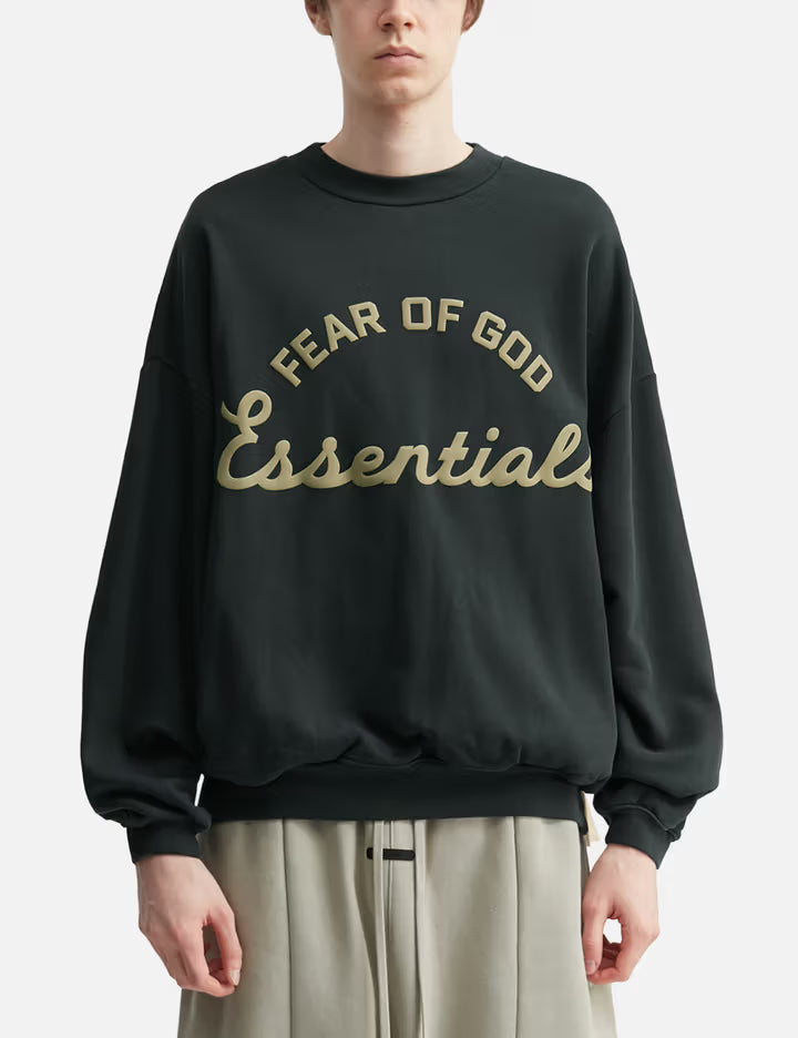Training 90's Crewneck Sweatshirt