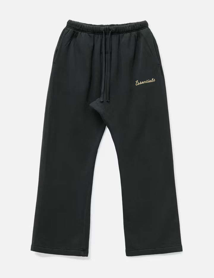 Training Classic Flare Sweatpant