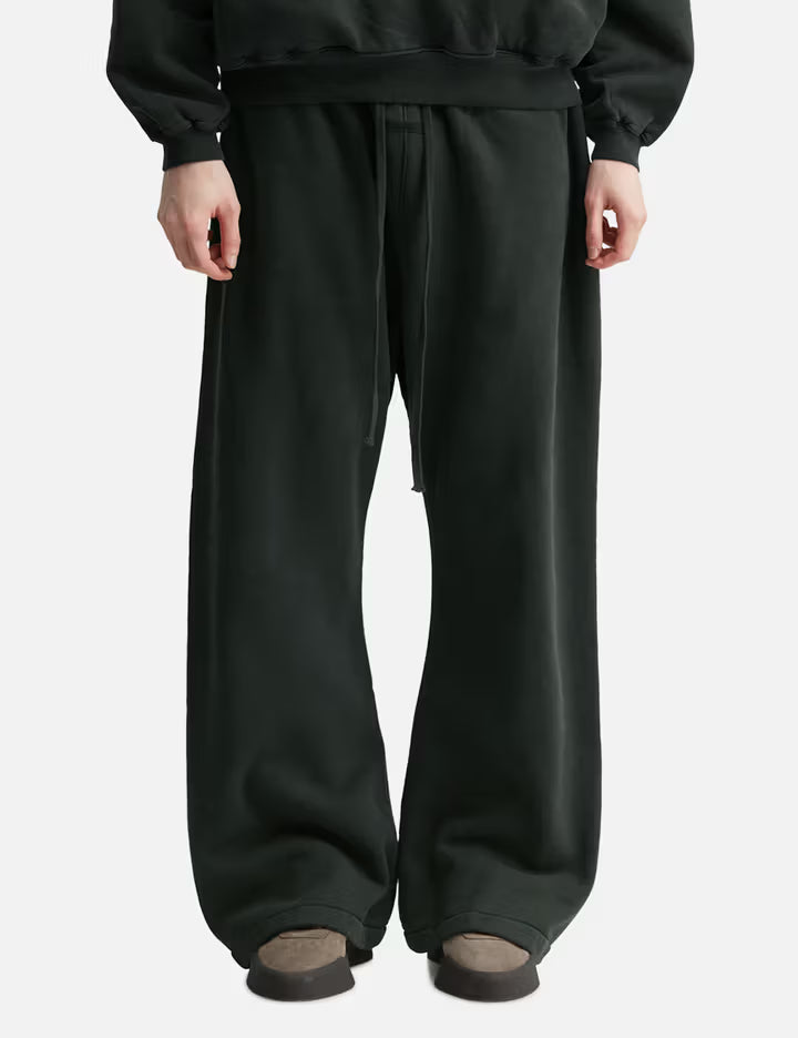 Signature Flare Sweatpant