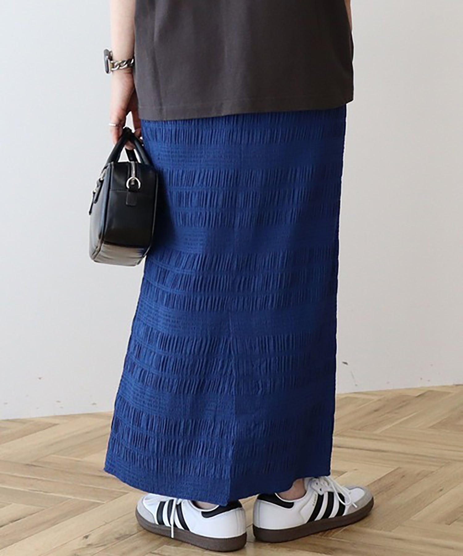 Kuwazu Shirred Straight Skirt
