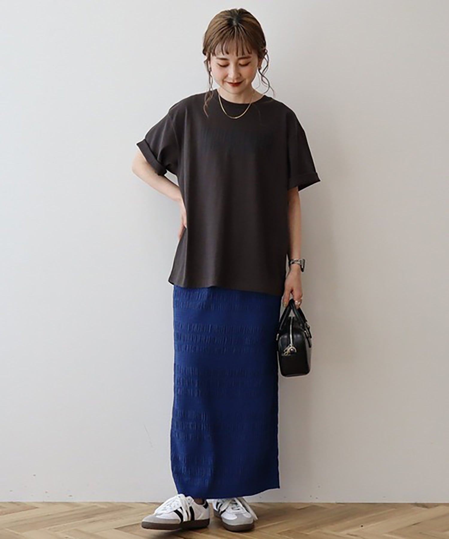 Kuwazu Shirred Straight Skirt